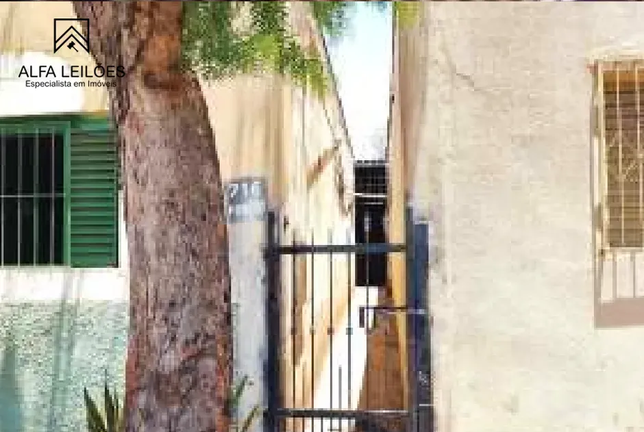 RUA ANTÔNIO GOUVEIA, 716, FUNDOS