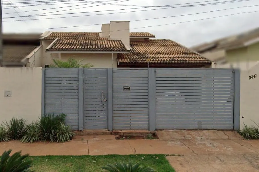 RUA 13 DE JUNHO, 1325 (LT. 11 DA QD.112) VILA SANTA RITA