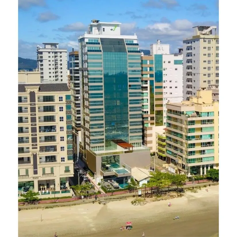 RUA 323, N 30, APTO N 402, EDIFÍCIO ALBAMAR RESIDENCE, ZONA 1, MEIA PRAIA, ITAPEMA/SC, CEP 88220-000