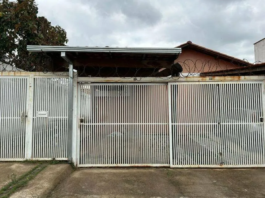 RUA TEÓFILO OTONI, 38, CASA 04, RESIDENCIAL VILLAGE TEÓFILO OTONI, SEVILHA, RIBEIRÃO DAS NEVES, MG, 33855030