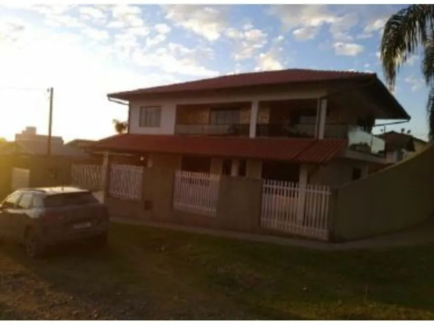 RUA PIONEIRO CARLOS MANN, 220