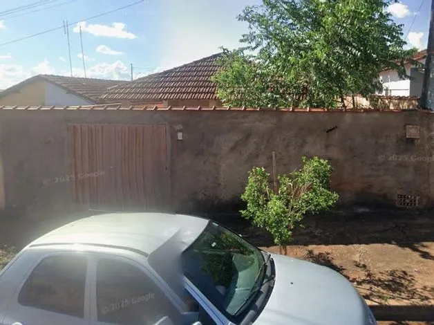 RUA ERNESTO GUIDOLIN, 100, JARDIM PAPA JOÃO PAULO II, SÃO JOAQUIM DA BARRA, SP, 14600-000