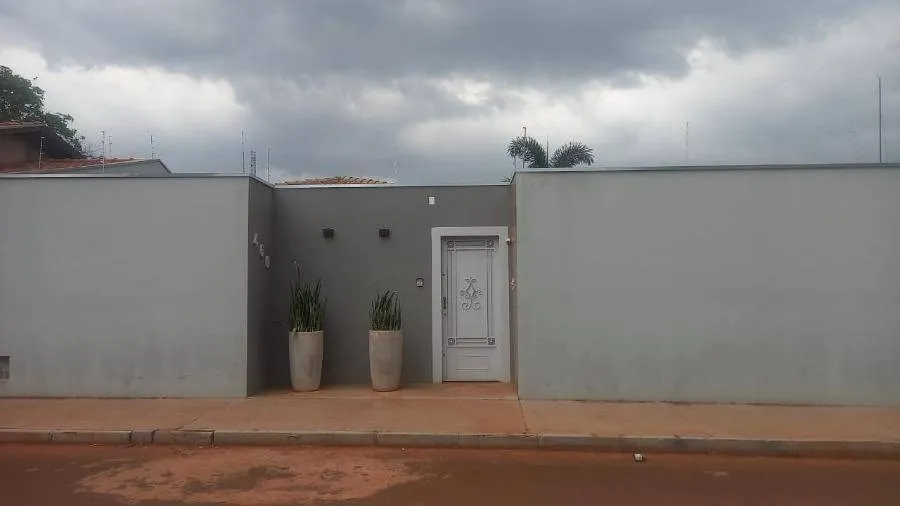 AV. CAMPO GRANDE, 460, JARDIM BRASIL, FRUTAL - MG