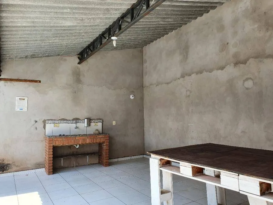 RUA HERMOLINO RODRIGUES DE CARVALHO, 257