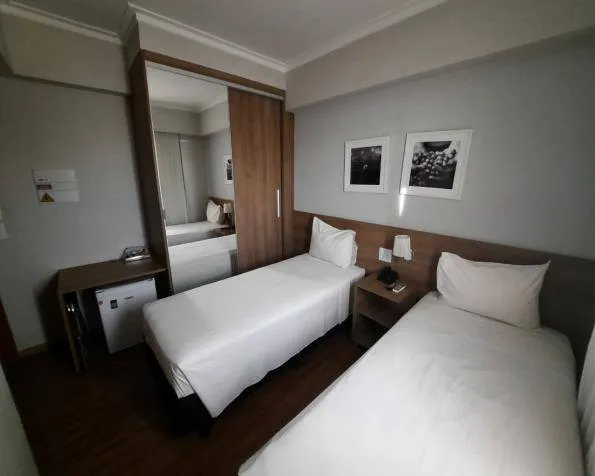 AVENIDA CORONEL FERNANDO FERREIRA LEITE, 535, APTO. 623